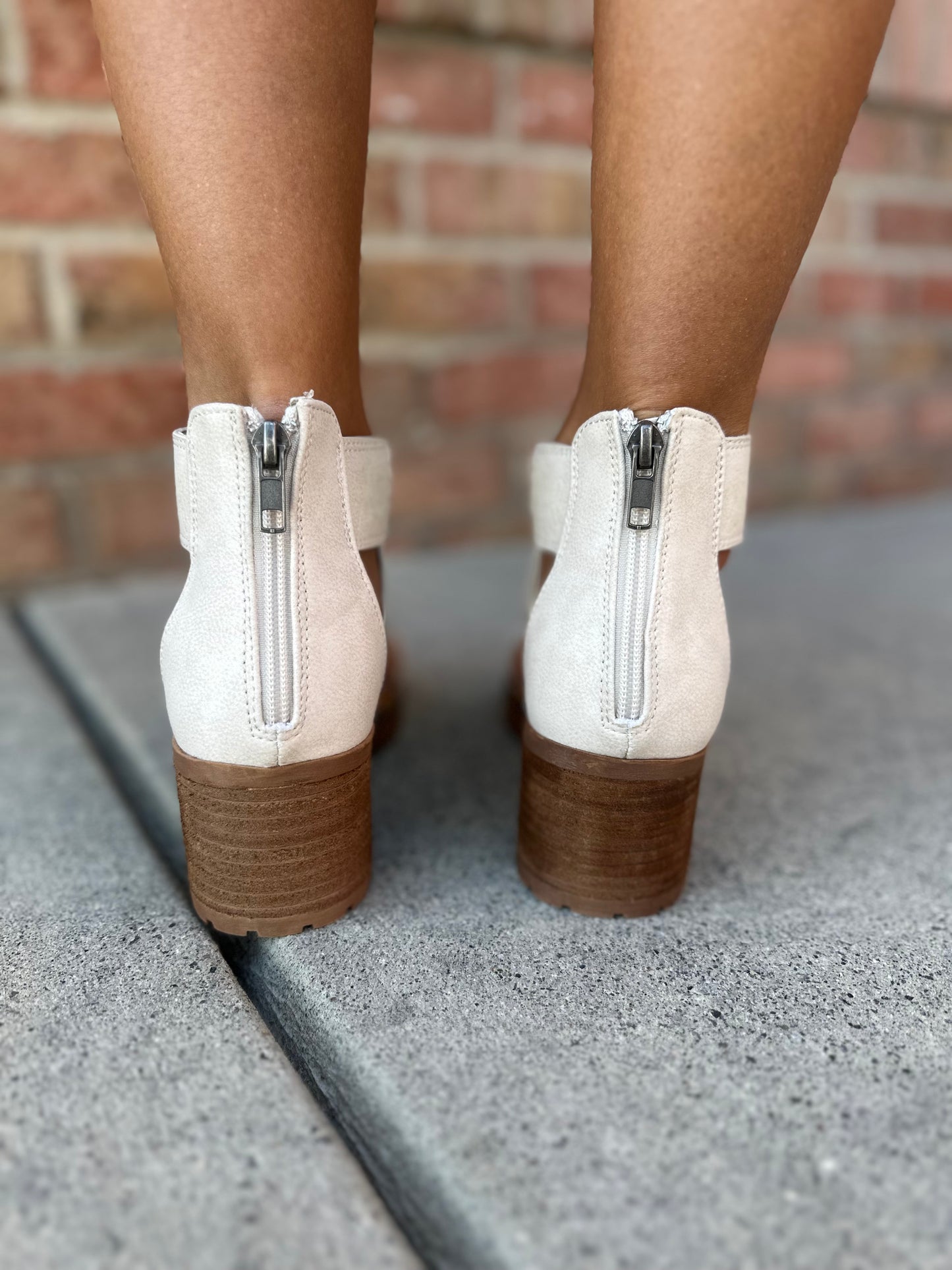 Very G Vana Sandal