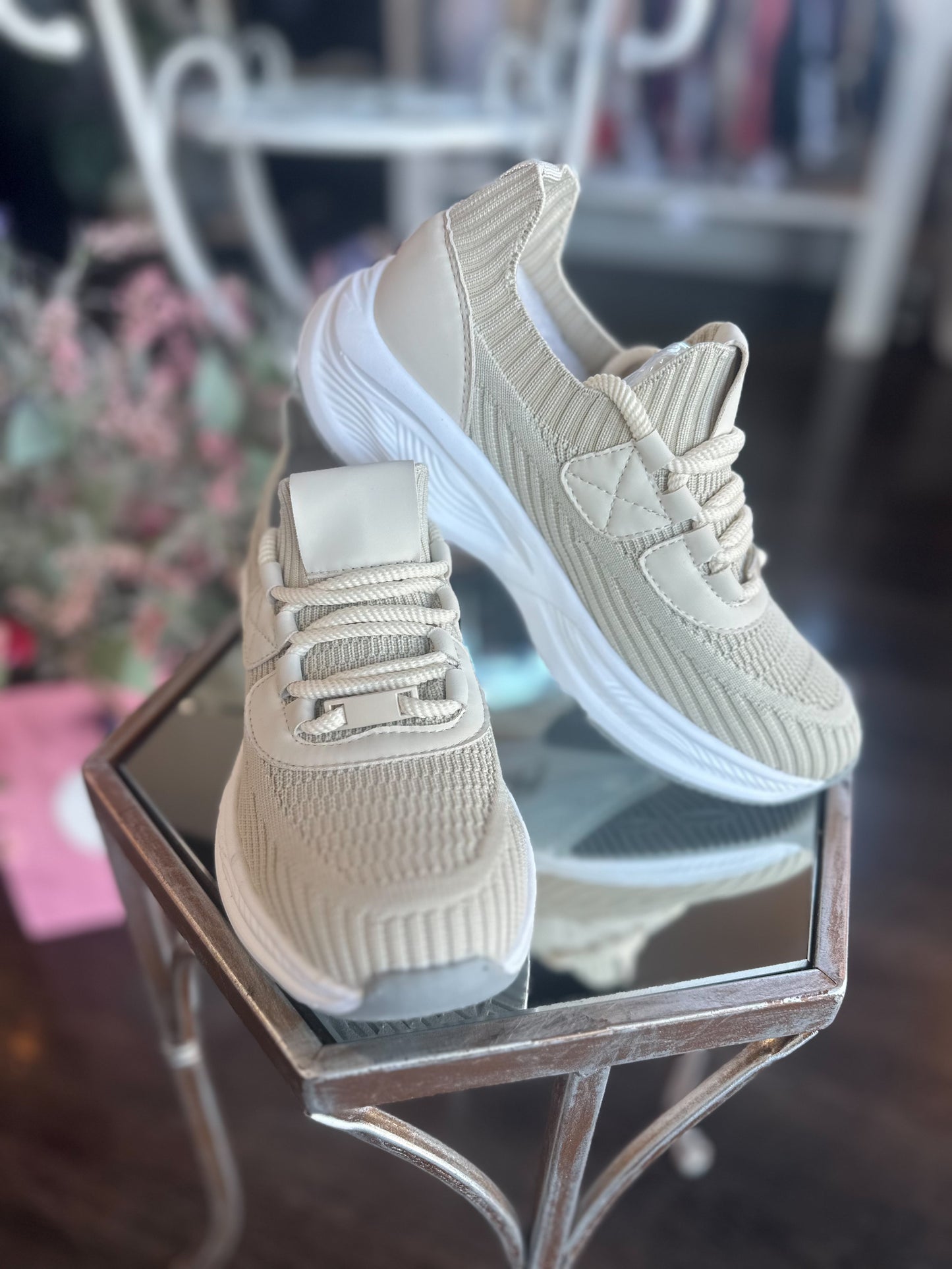 Stride Sneaker