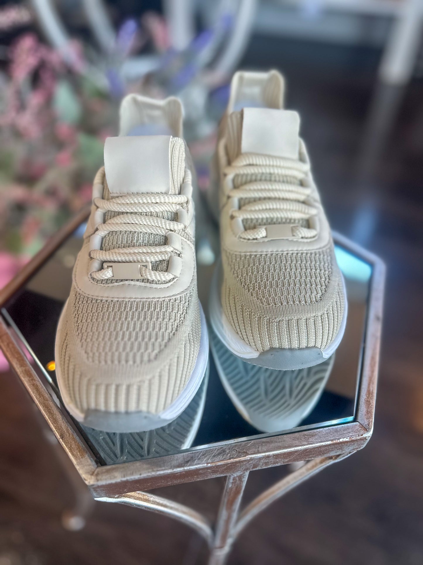 Stride Sneaker