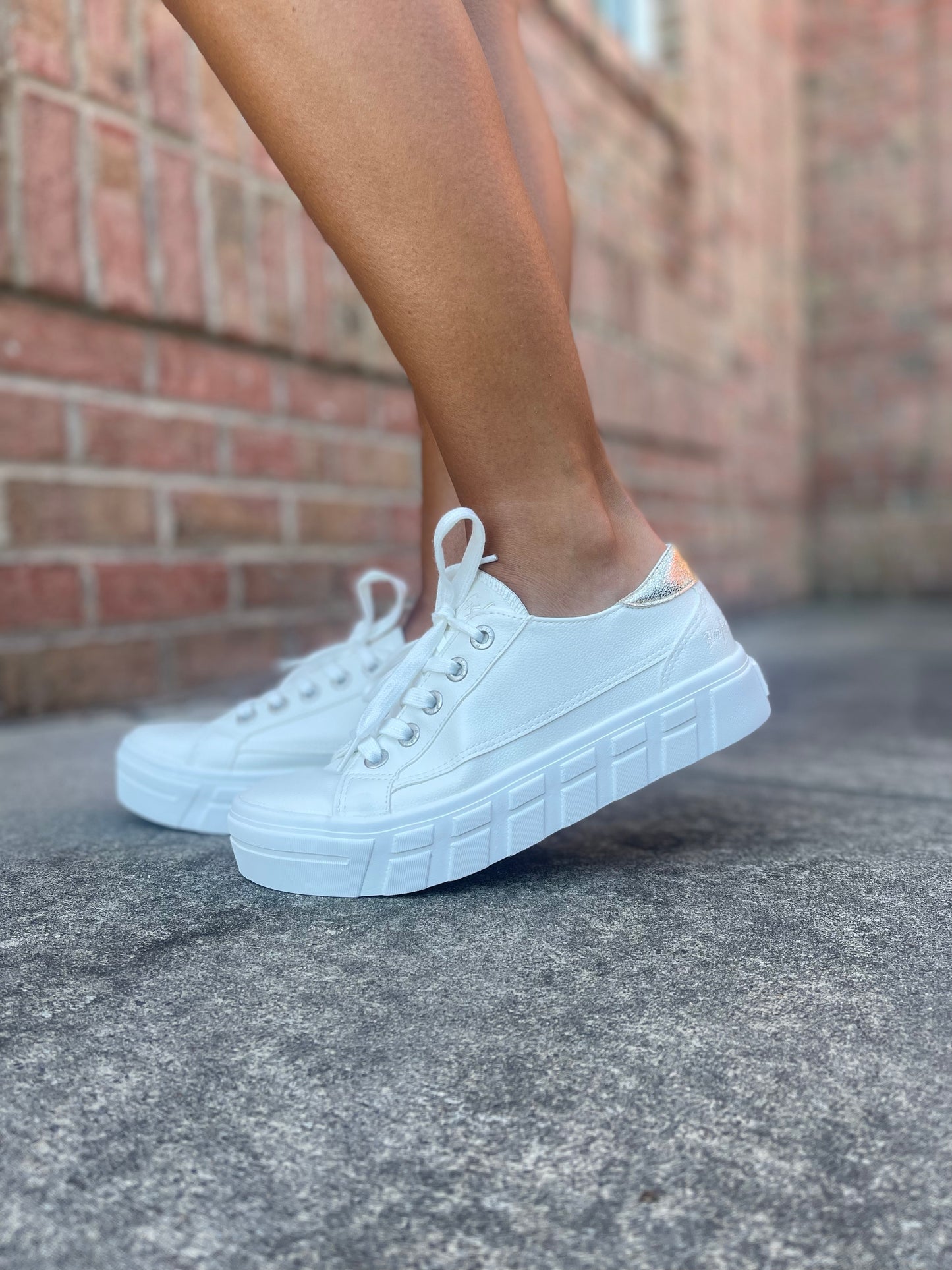 Blowfish Sidekick Tennis Shoe
