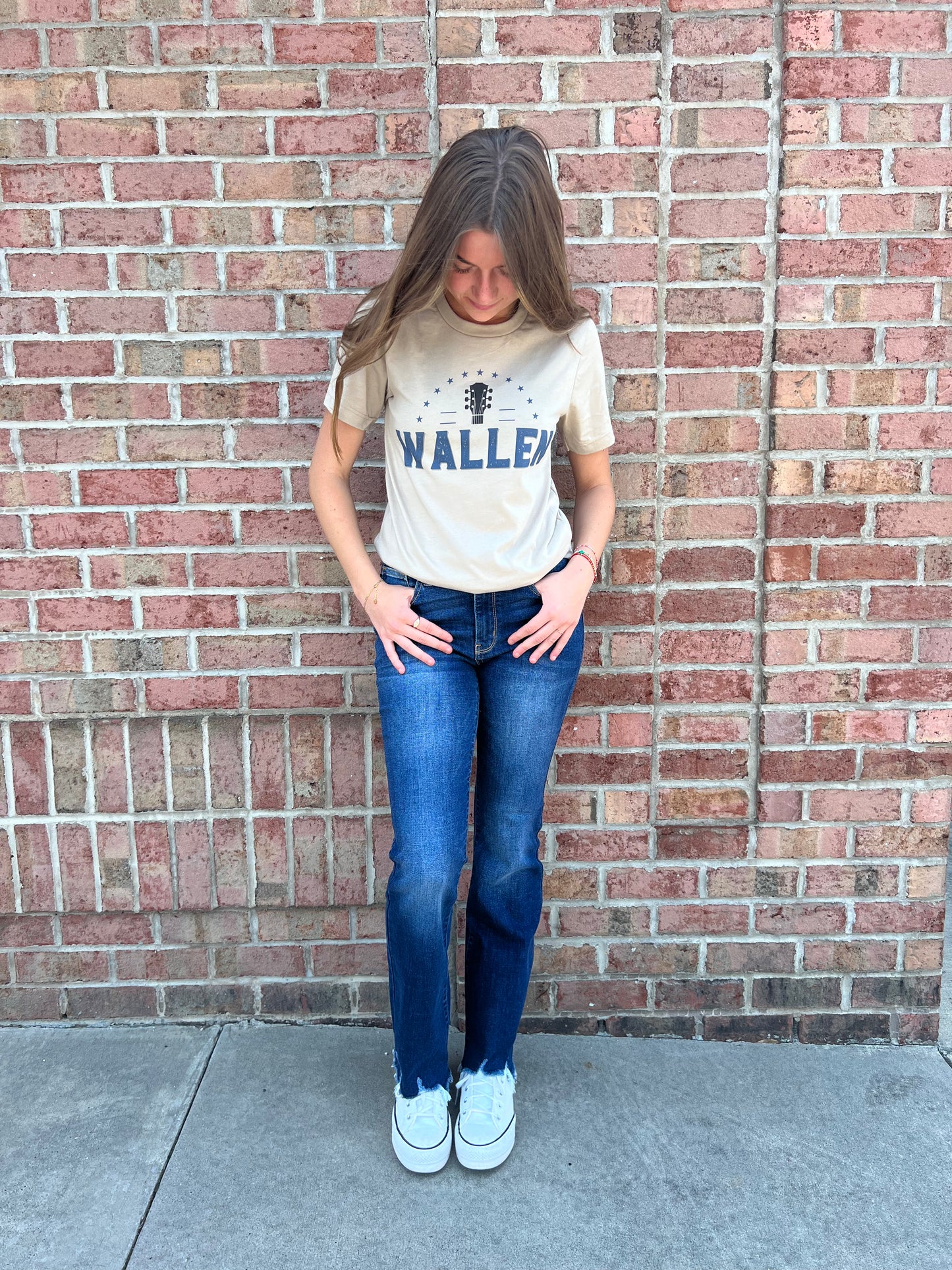 Wallen Tee