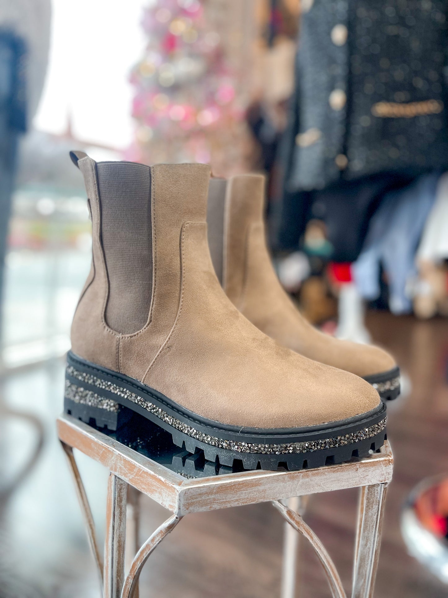 Yazlin Boot