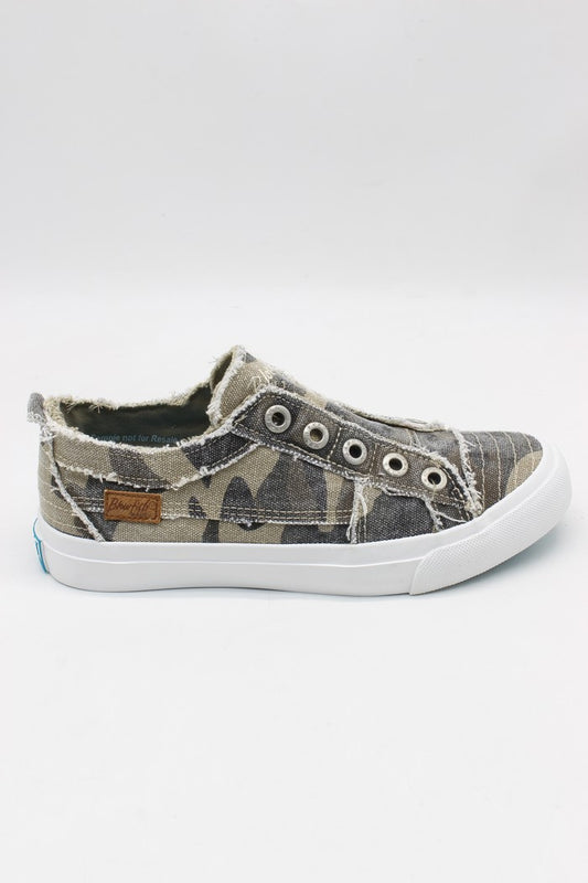 Camo Play Tennis Shoes